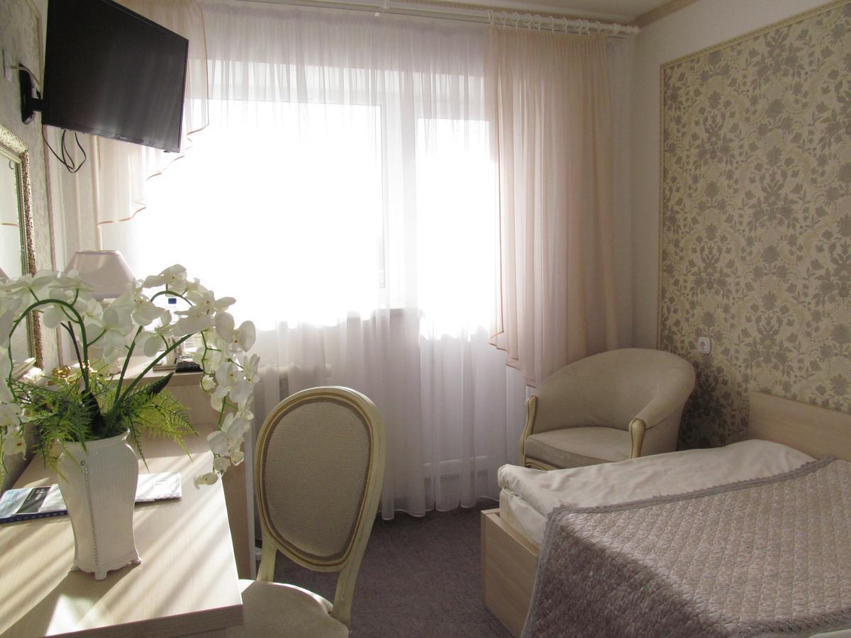 Hotel Vetraz Wizebsk Exterior foto